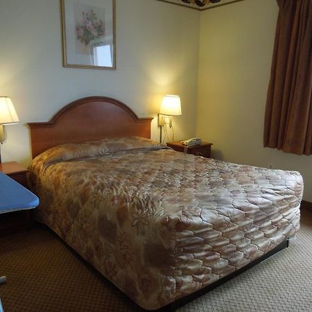 Red Carpet Inn Brooklyn Нью-Йорк Екстер'єр фото